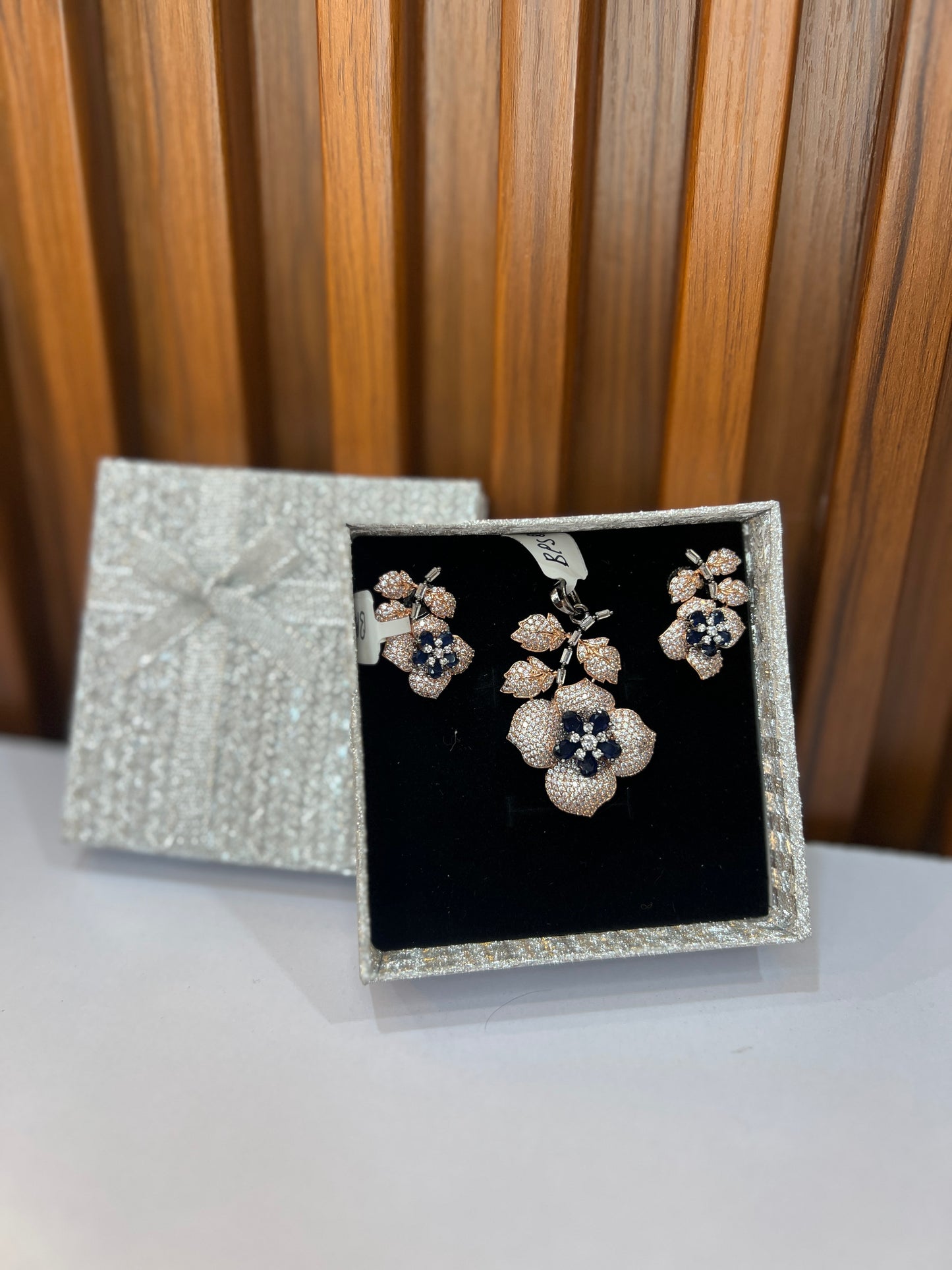 Elegant Floral Crystal Necklace & Earrings Set