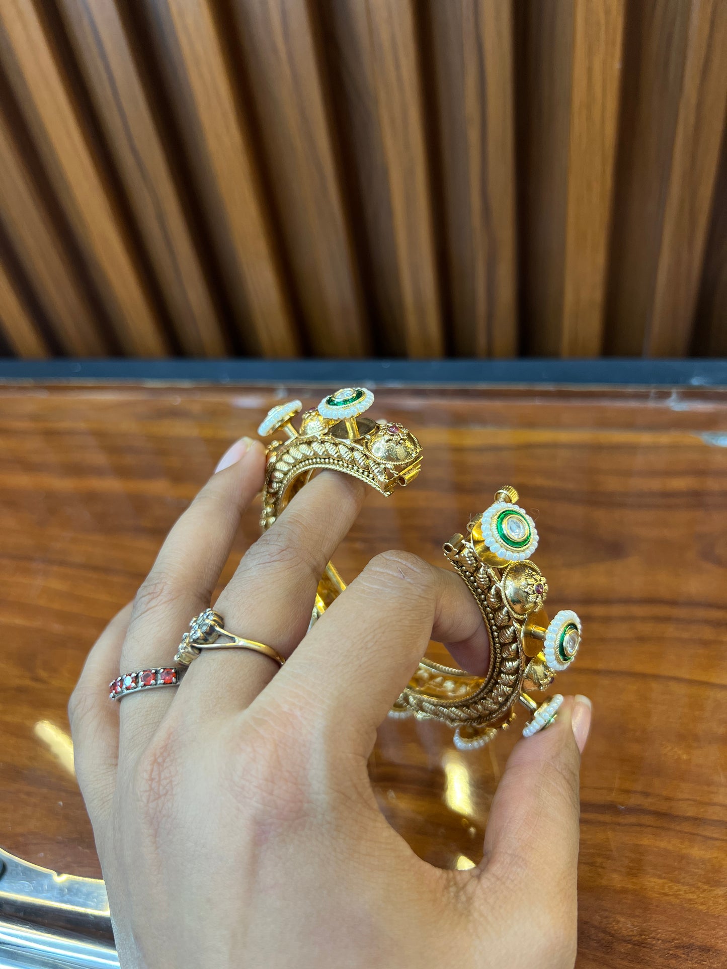 Royal Chakri Pacheli Bangles