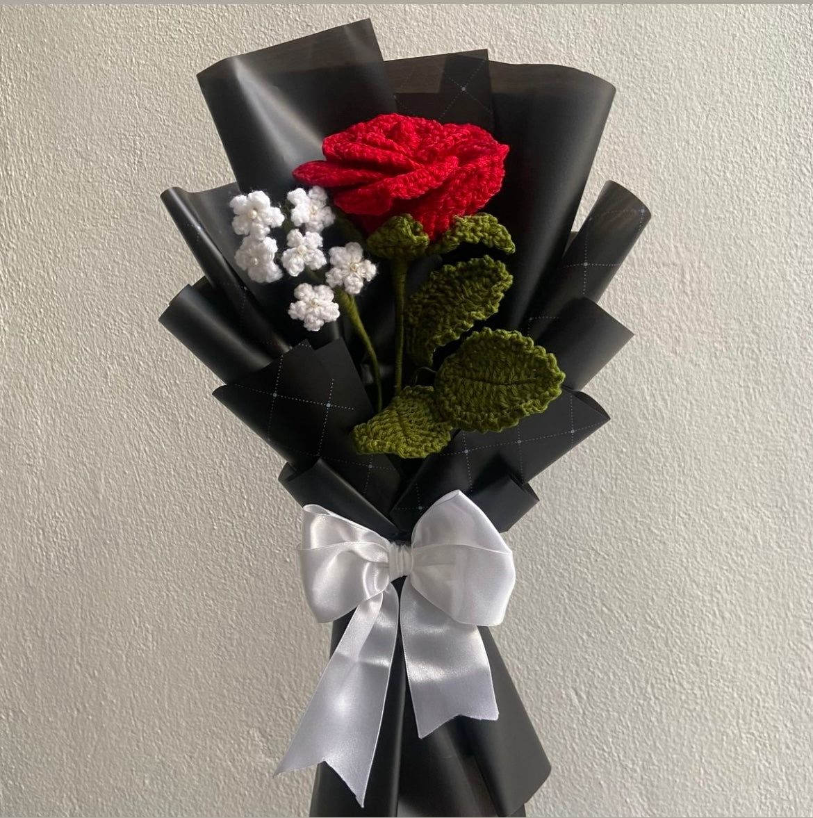 Crochet Red Rose Bouquet