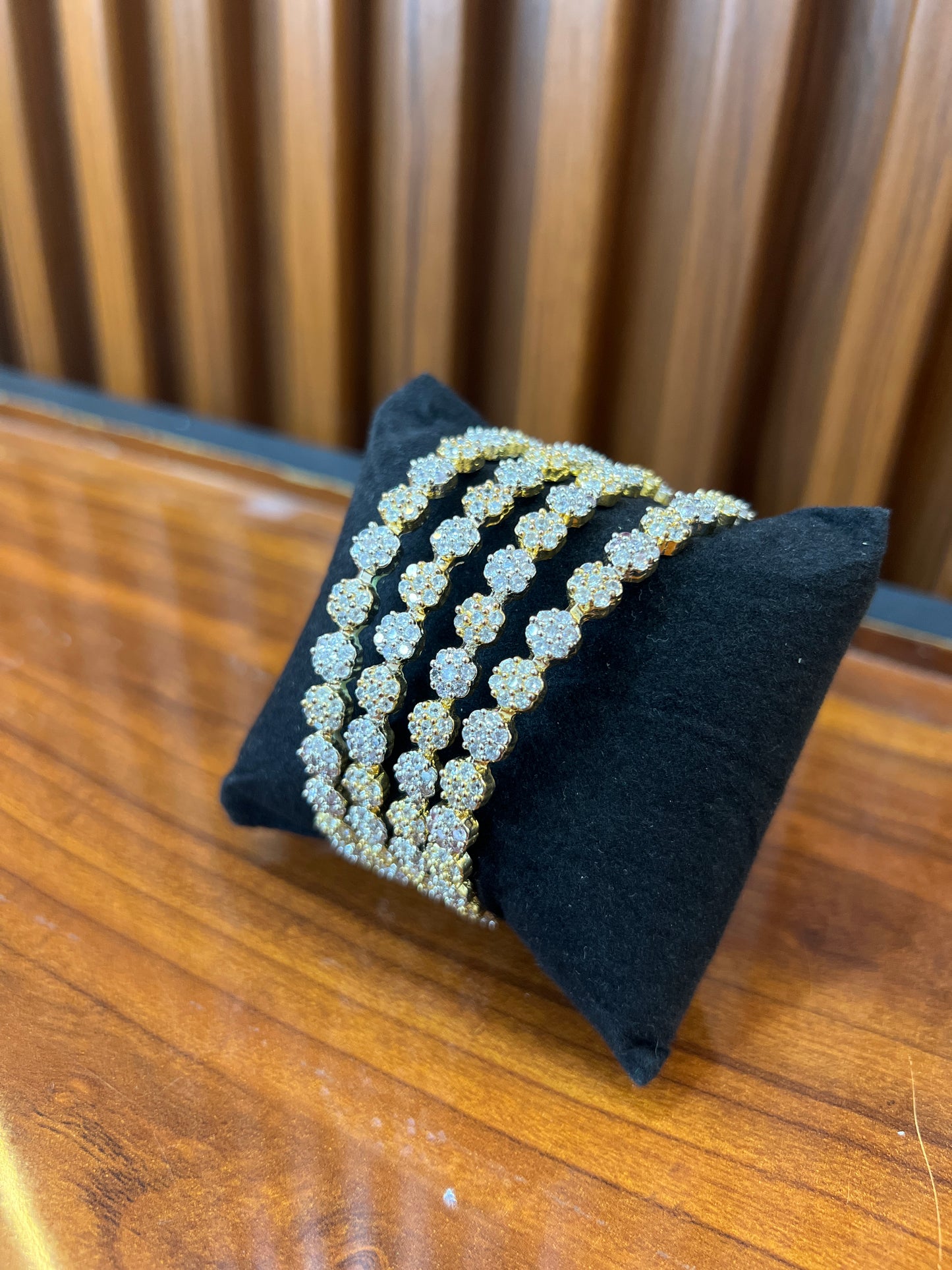 Elegant Floral Sparkle Bangle Set