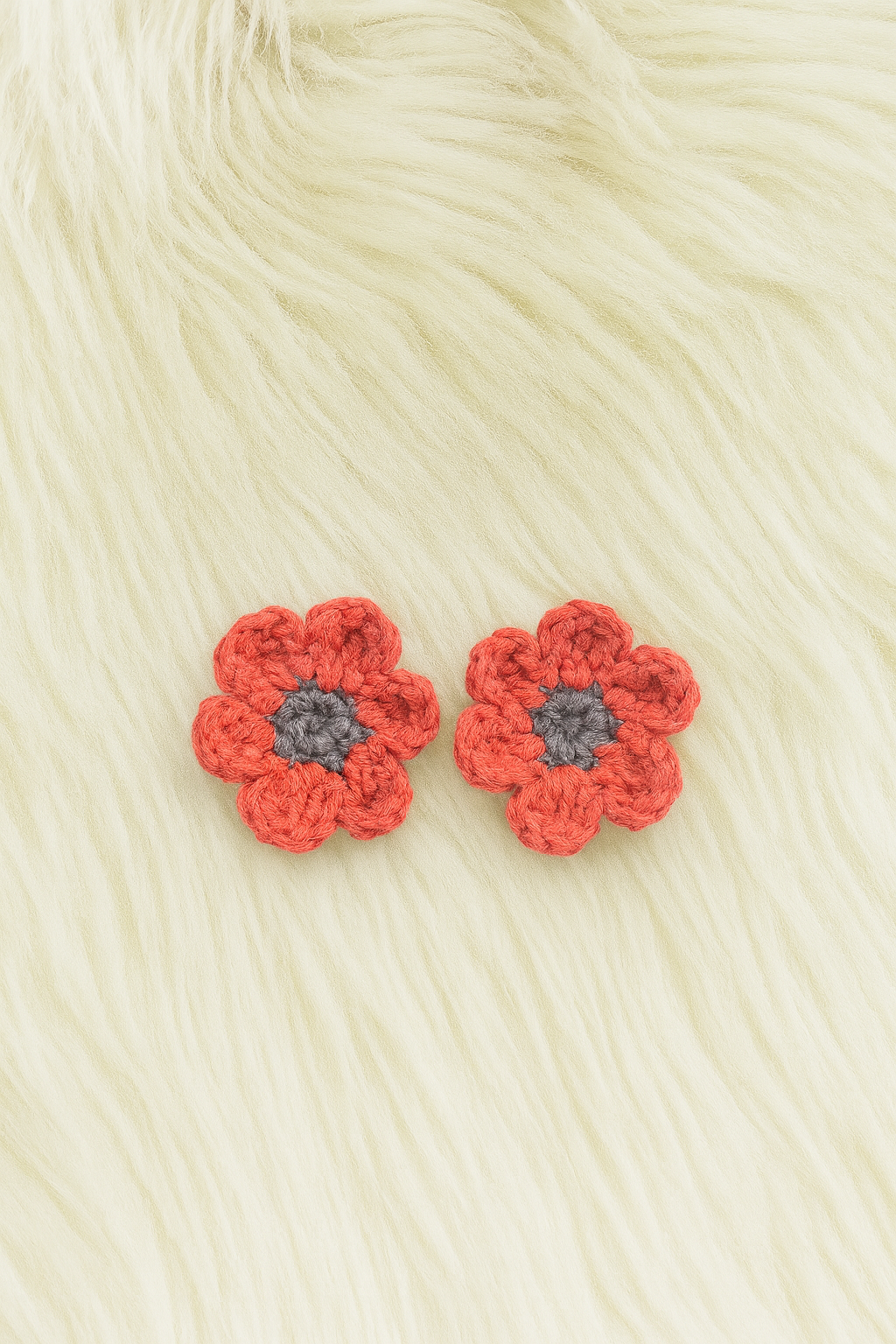 ScarletBloom Crochet Clip