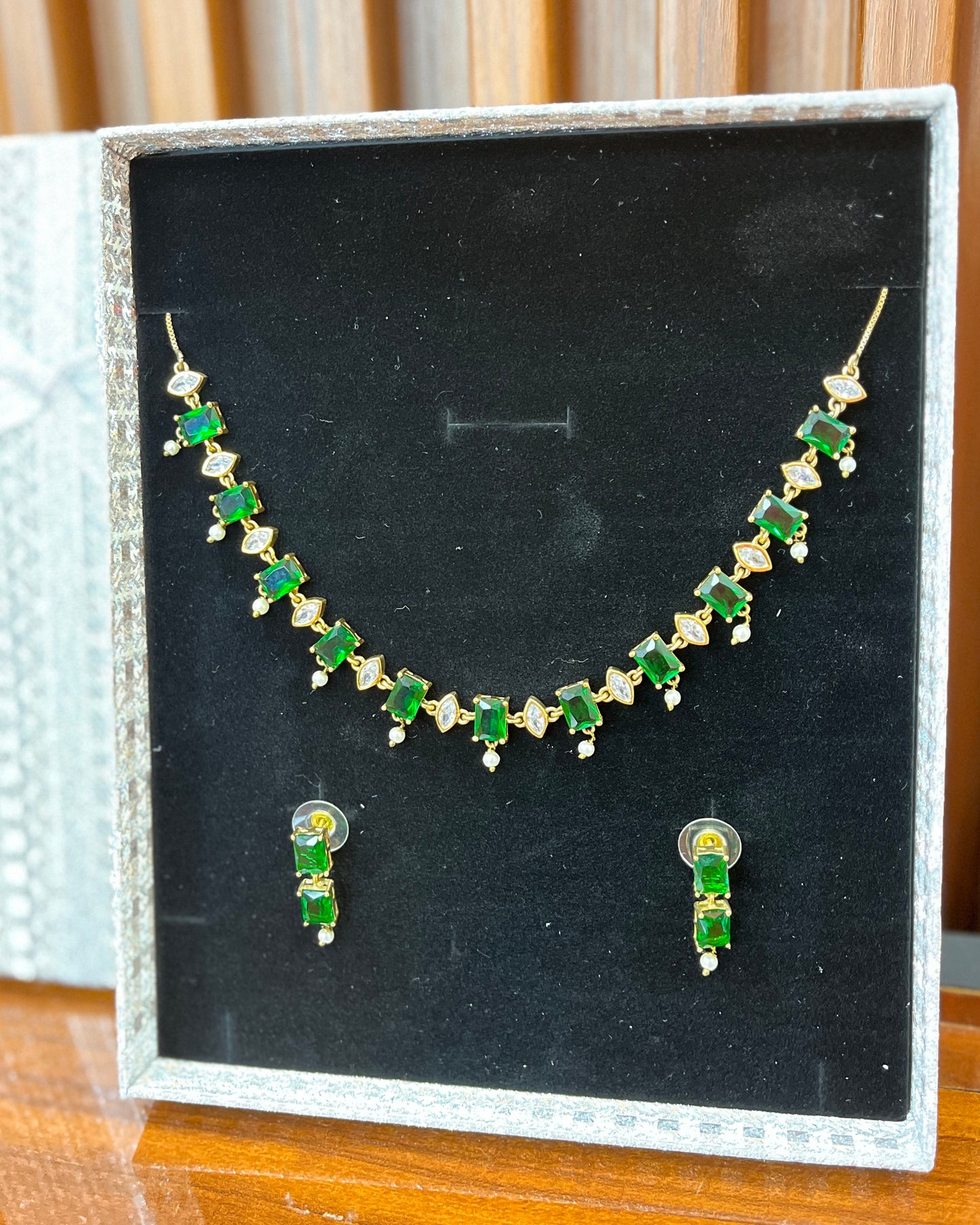 The Royal Envy – Emerald Edition