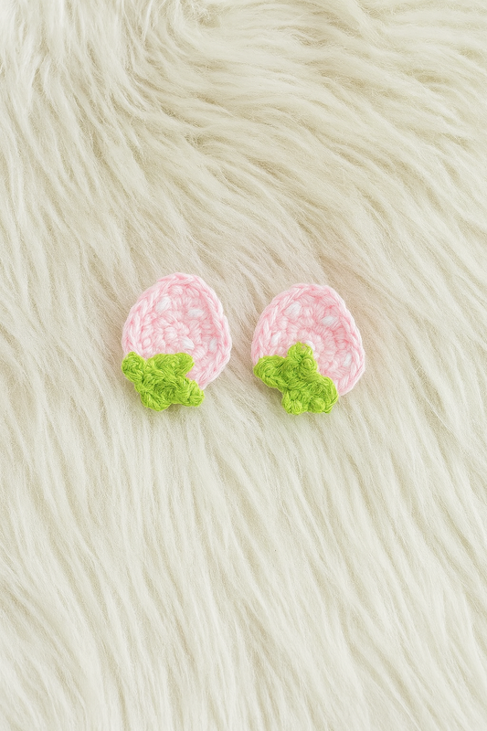 BlushBerry Crochet Clip