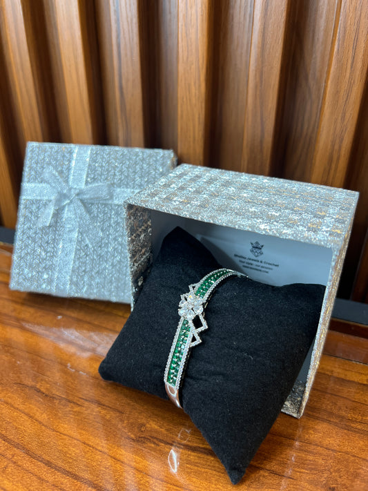 Emerald Dazzle Crown Bracelet