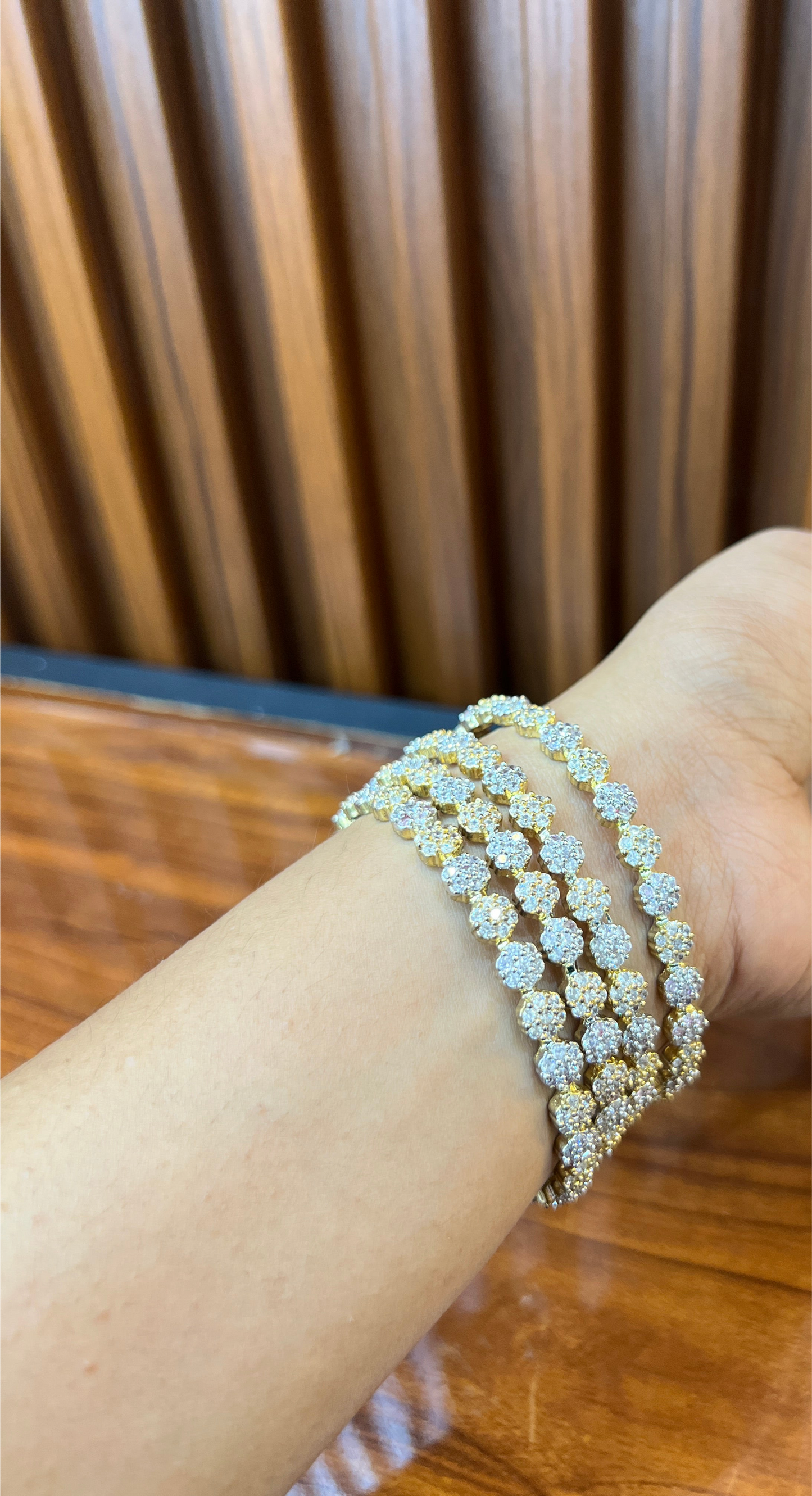 Elegant Floral Sparkle Bangle Set