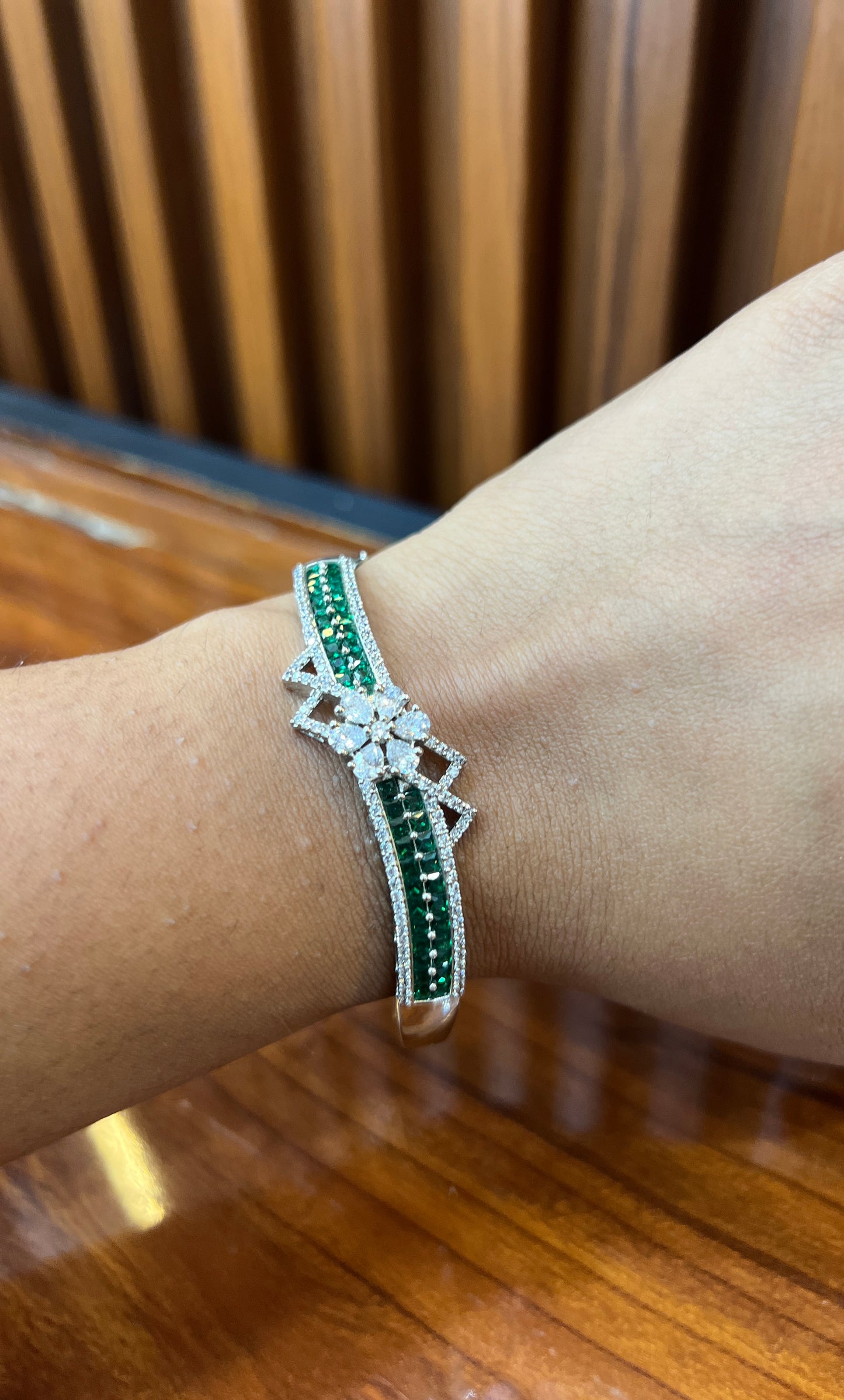 Emerald Dazzle Crown Bracelet