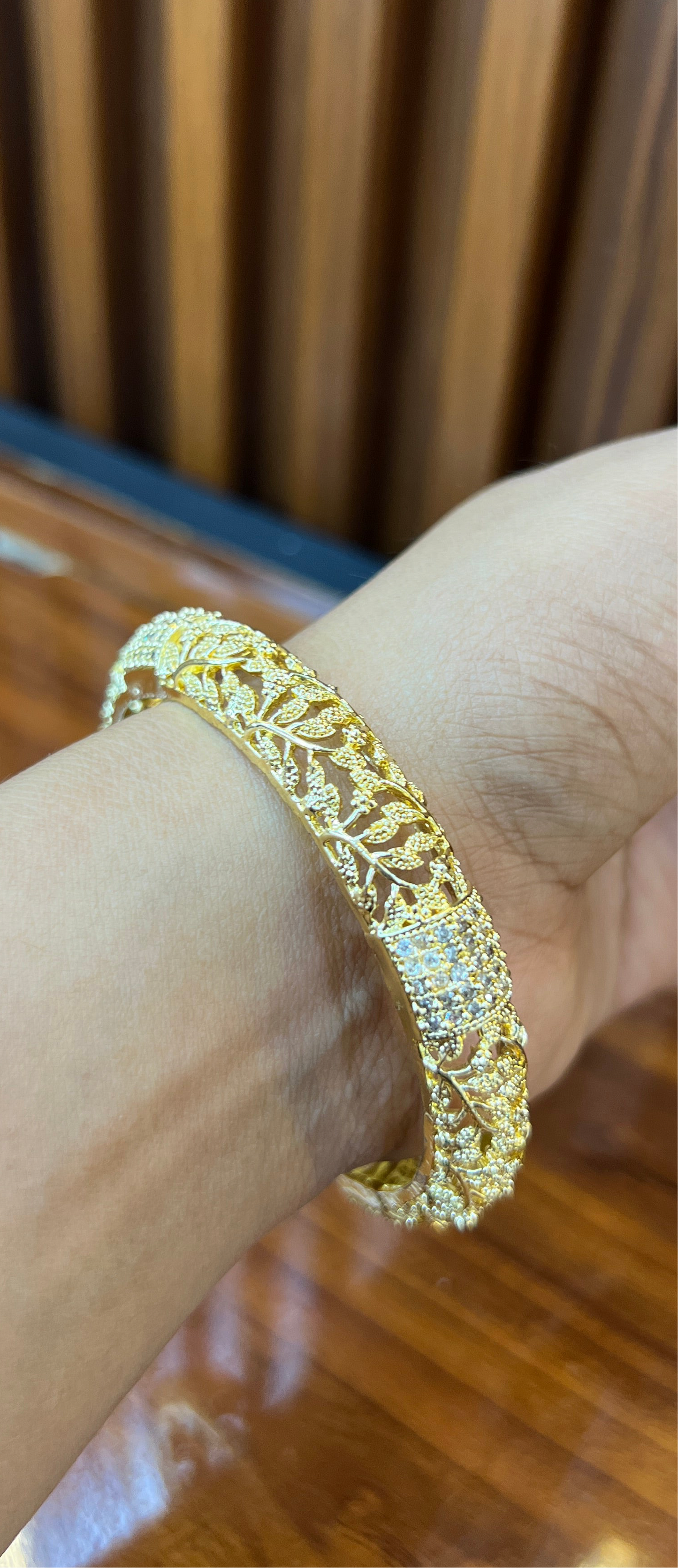 Regal Leafy Glow Bangles