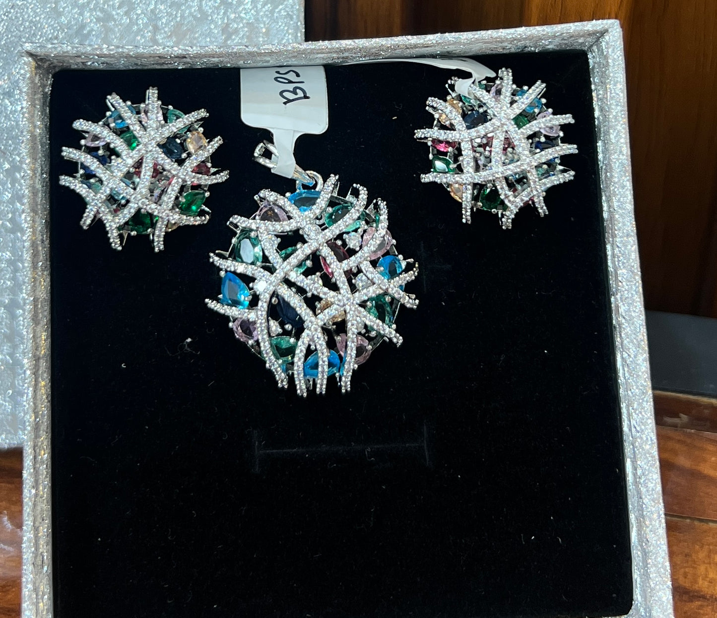 Radiant Multicolor Gemstone Pendant Set