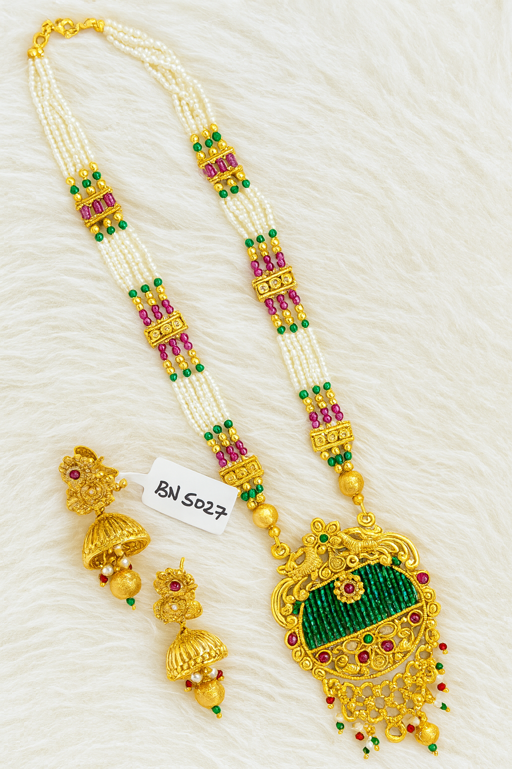 Regal Pearl & Temple Necklace Set