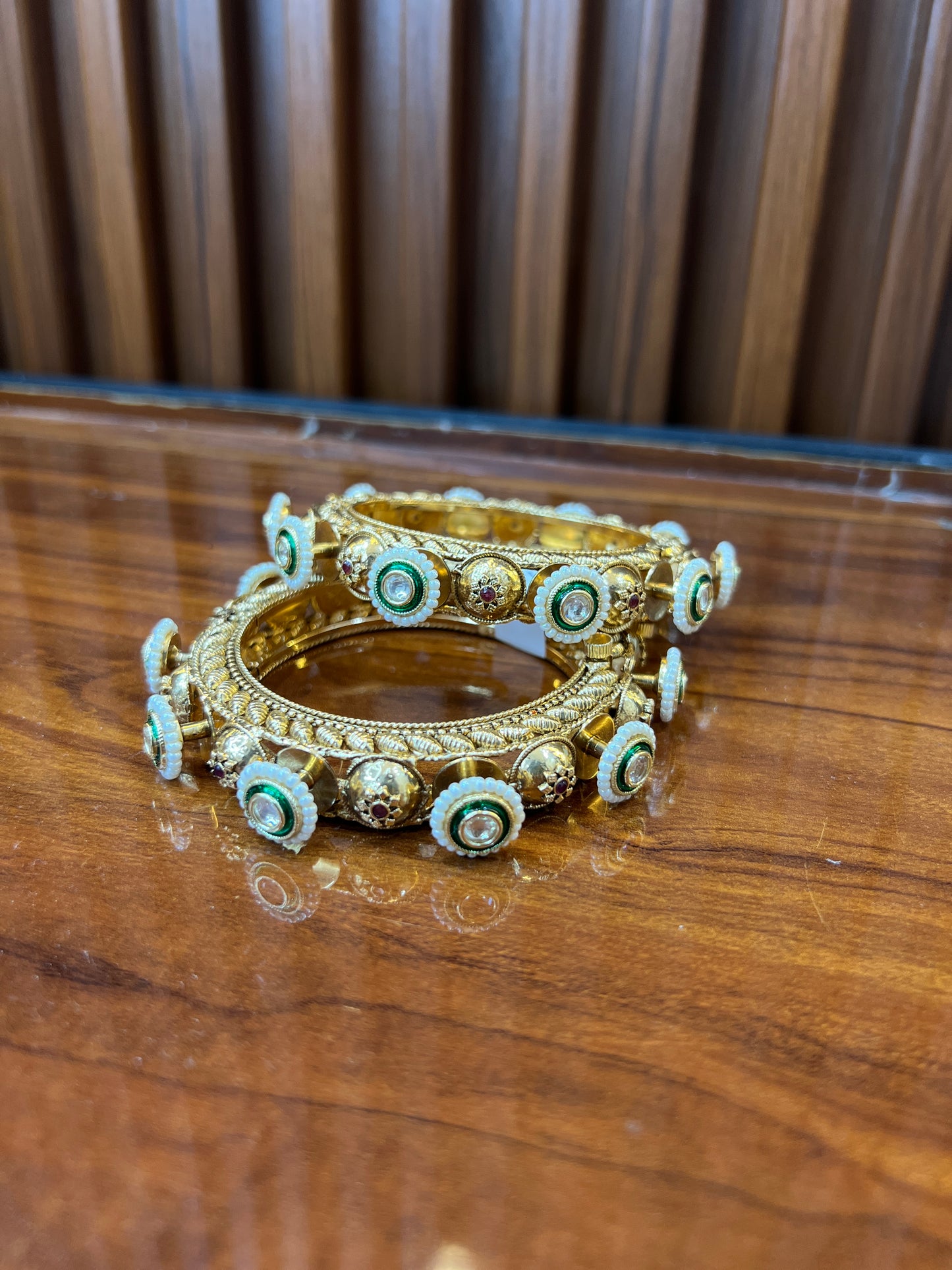 Royal Chakri Pacheli Bangles