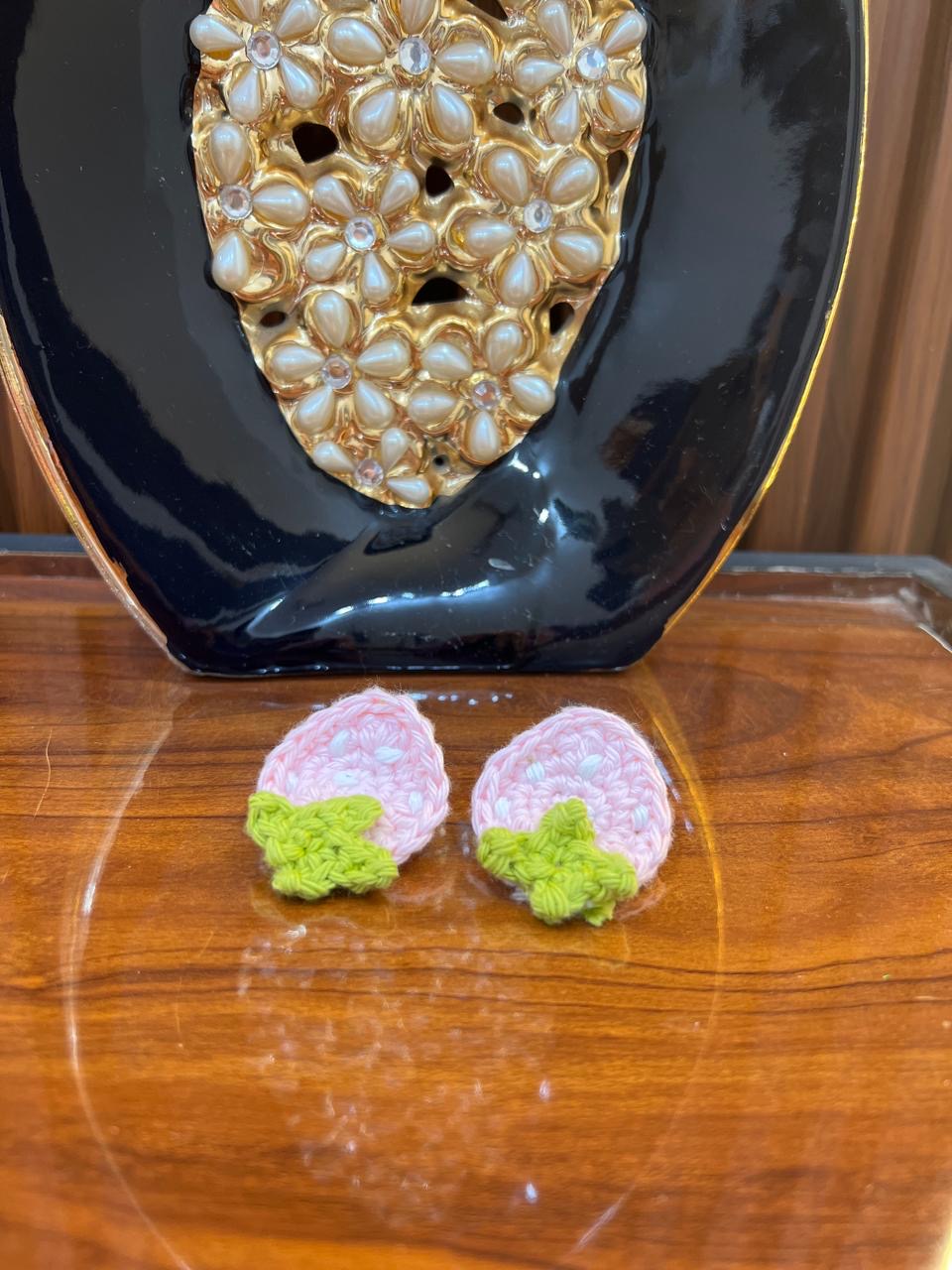 BlushBerry Crochet Clip