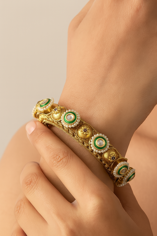 Royal Chakri Pacheli Bangles